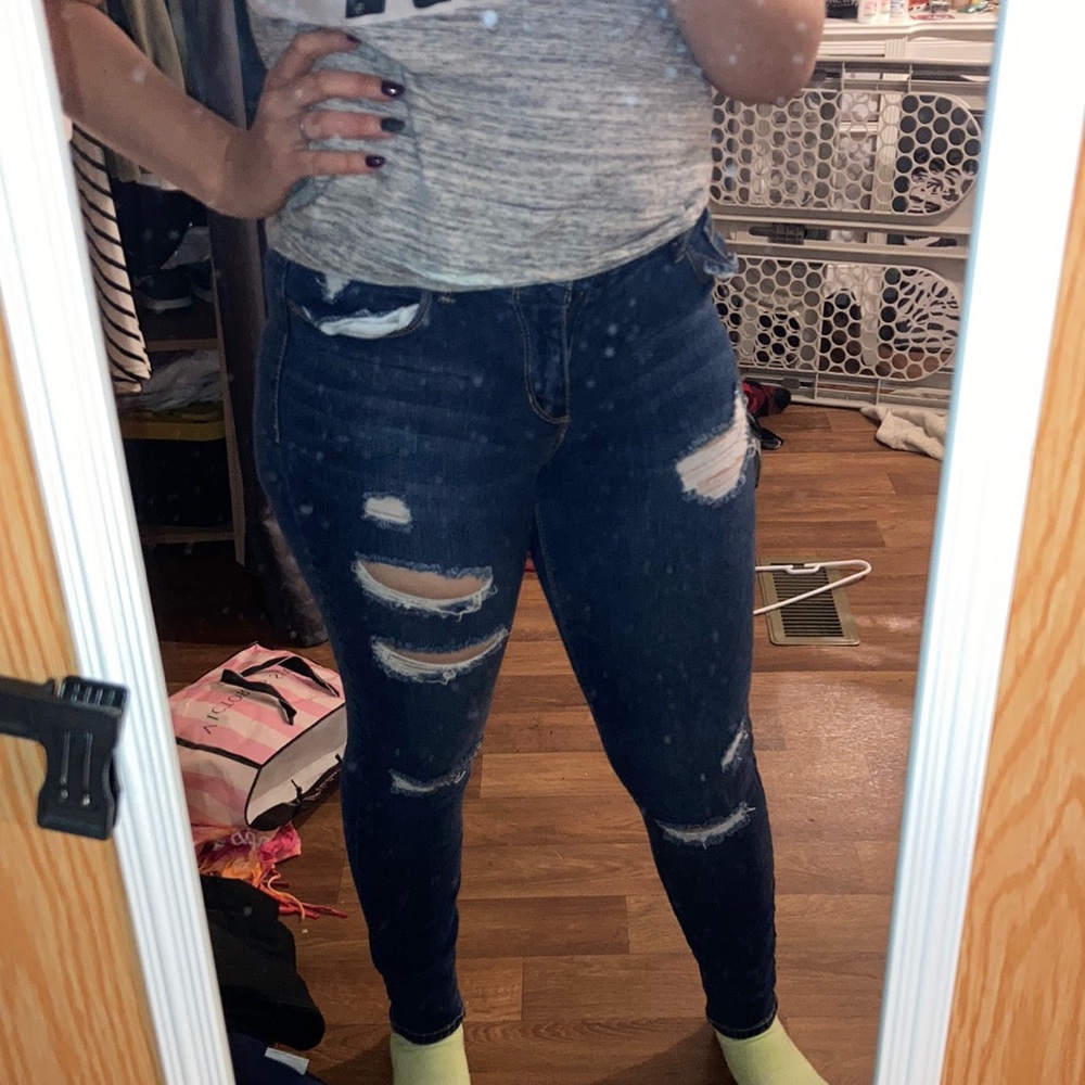 Blue spice distressed jeans